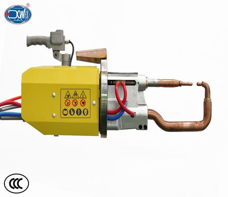 Máquina de soldadura de punto automotriz móvil de 46KVA 0.8MPa