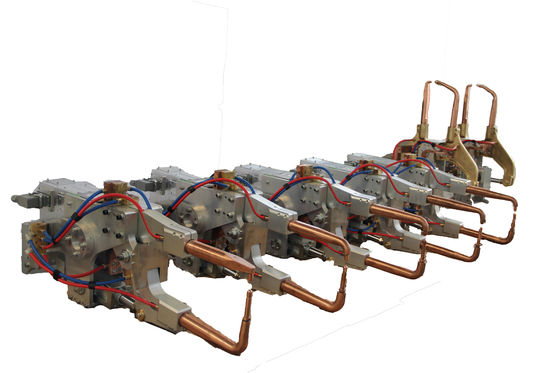 Protección electromagnética 500V 200KVA Servo punto de soldadura pistola de mano