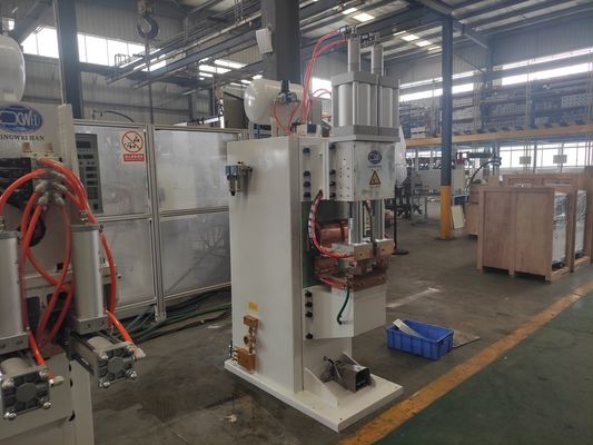 Máquinas de soldadura por proyección para chapas galvanizadas