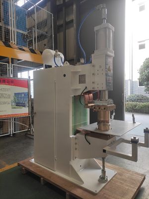 Inversor principal multi de DC de la máquina de la soldadura por puntos del perno prisionero de aluminio de acero de la puerta de la precisión