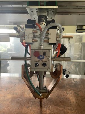 Máquina de equipo de soldadura de soldador por puntos de mesa de techo de resistencia personalizada industrial