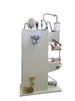 Un buen precio. Maquinaria de soldadura por puntos estacionaria ac refrigerada por agua para chapa metálica en línea