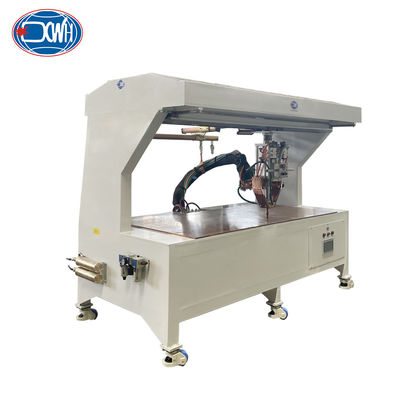 Un buen precio. Máquina de soldadura de soldador por puntos de mesa de techo de metal de acero móvil portátil en línea